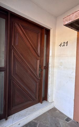 Casa à venda com 200m², 3 quartos e 1 vaga Casa à venda com 200m², 3 quartos e 1 vagaÁrea comum