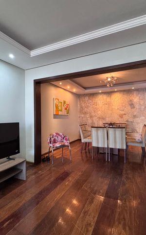 Casa à venda com 200m², 3 quartos e 1 vaga Casa à venda com 200m², 3 quartos e 1 vagaSala