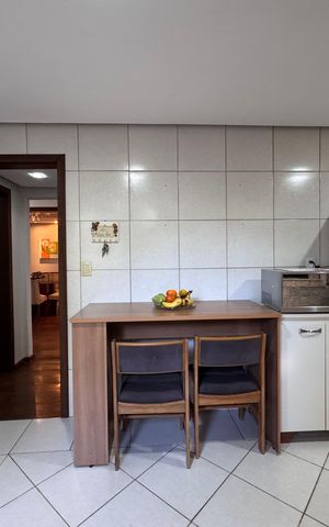 Casa à venda com 200m², 3 quartos e 1 vaga Casa à venda com 200m², 3 quartos e 1 vagaCozinha