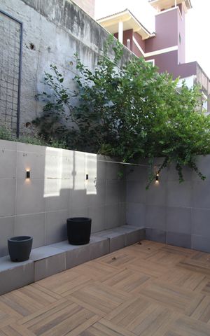 Casa de condomínio à venda com 219m², 3 quartos e 1 vagaFundos