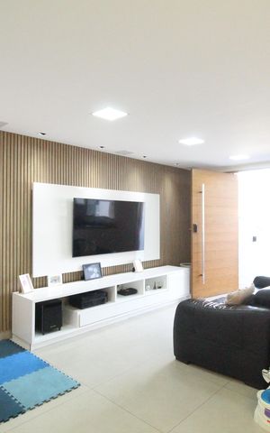 Casa de condomínio à venda com 219m², 3 quartos e 1 vagaSala