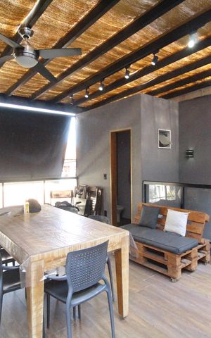 Casa de condomínio à venda com 219m², 3 quartos e 1 vagaChurrasqueira