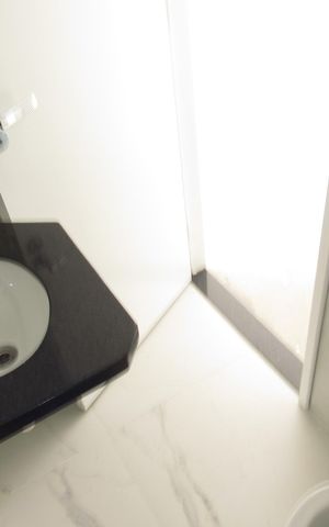 Apartamento à venda com 82m², 2 quartos e 2 vagasÁrea de Serviço