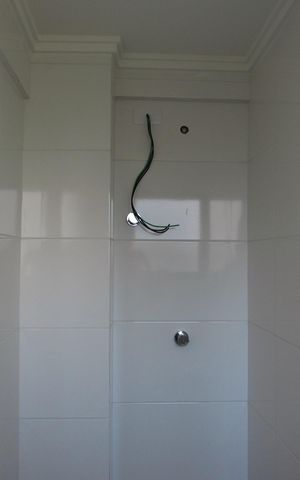 Apartamento à venda com 82m², 2 quartos e 2 vagasBanheiro da Suíte