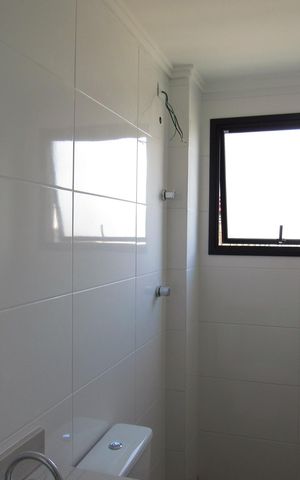 Apartamento à venda com 82m², 2 quartos e 2 vagasBanheiro Social