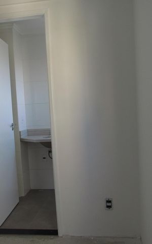 Apartamento à venda com 82m², 2 quartos e 2 vagasSuíte