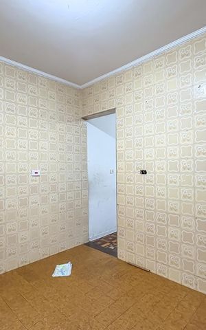 Casa à venda com 367m², 2 quartos e 2 vagas Casa à venda com 367m², 2 quartos e 2 vagasCozinha