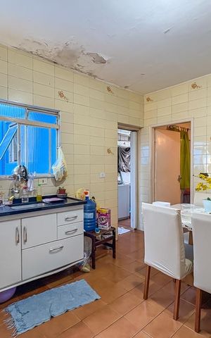 Casa à venda com 367m², 2 quartos e 2 vagas Casa à venda com 367m², 2 quartos e 2 vagasCozinha da Casa 2