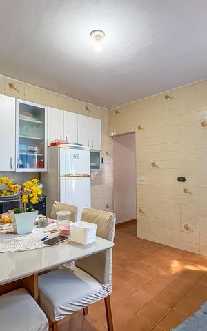 Casa à venda com 367m², 2 quartos e 2 vagas Casa à venda com 367m², 2 quartos e 2 vagasCozinha da Casa 2