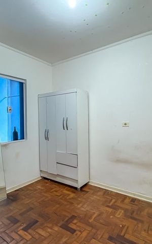 Casa à venda com 367m², 2 quartos e 2 vagas Casa à venda com 367m², 2 quartos e 2 vagasQuarto 2