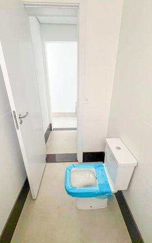 Apartamento à venda com 88m², 3 quartos e 2 vagas Apartamento à venda com 88m², 3 quartos e 2 vagasBanheiro Social
