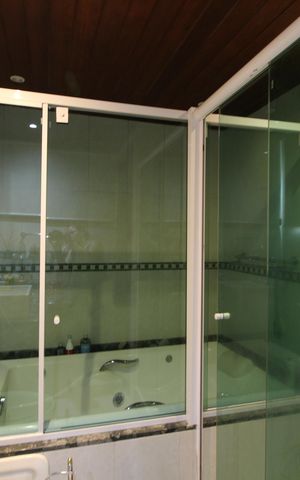 Casa à venda com 130m², 2 quartos e 1 vagaSuíte 1 Banheiro