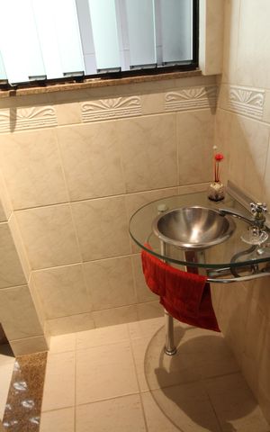 Casa à venda com 130m², 2 quartos e 1 vagaLavabo