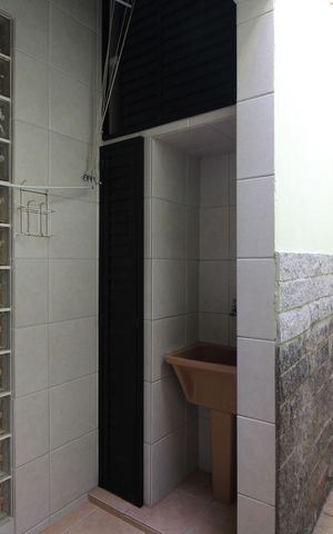 Casa à venda com 130m², 2 quartos e 1 vagaÁrea de Serviço