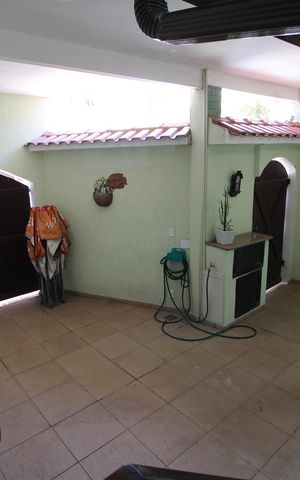 Casa à venda com 130m², 2 quartos e 1 vagaGaragem