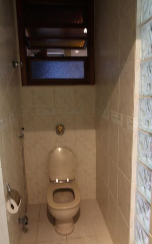 Casa à venda com 130m², 2 quartos e 1 vagaLavabo
