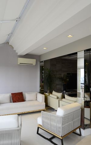 Apartamento à venda com 300m², 3 quartos e 4 vagasVaranda da Sala