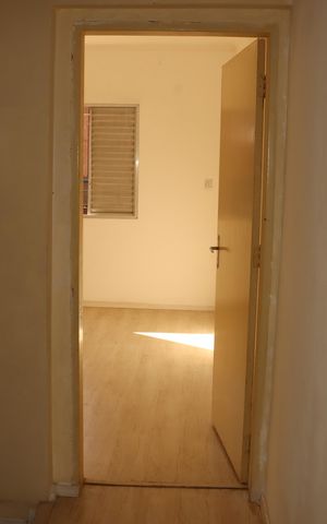 Casa à venda com 310m², 2 quartos e 2 vagasCorredor