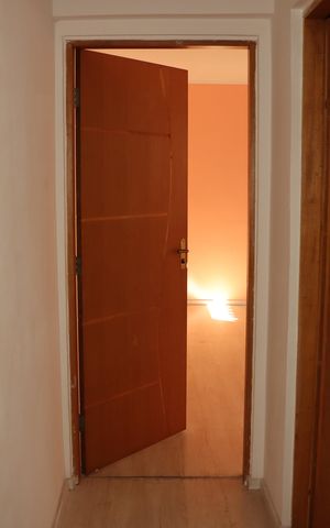 Casa à venda com 310m², 2 quartos e 2 vagasCorredor