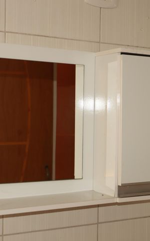 Casa à venda com 310m², 2 quartos e 2 vagasBanheiro 2