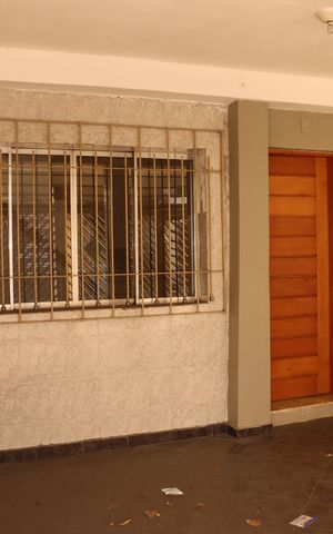 Casa à venda com 310m², 2 quartos e 2 vagasÁrea externa