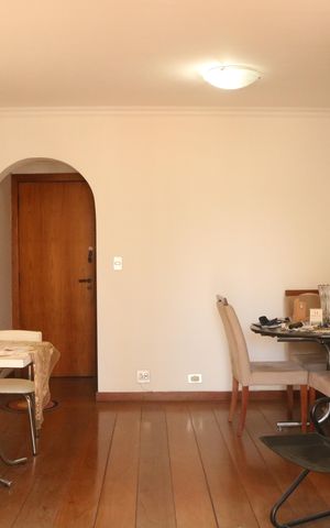 Apartamento à venda com 79m², 3 quartos e 1 vagaSala