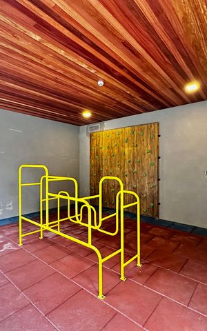 Apartamento à venda com 34m², 1 quarto e 1 vaga Apartamento à venda com 34m², 1 quarto e 1 vagaPlayground