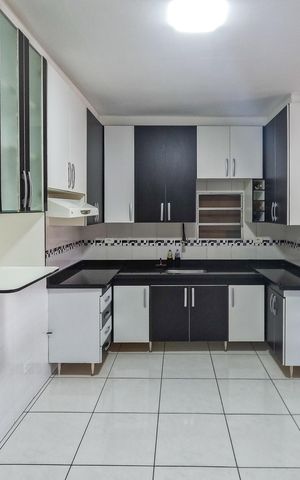 Casa à venda com 310m², 6 quartos e sem vaga Cozinha 3