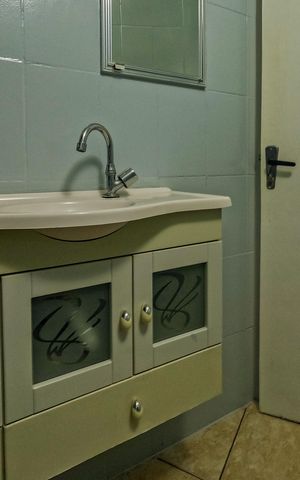 Casa à venda com 310m², 6 quartos e sem vagaBanheiro 1