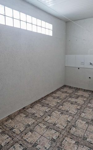 Casa à venda com 310m², 6 quartos e sem vagaÁrea de Serviço