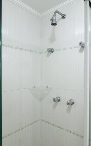 Apartamento à venda com 127m², 3 quartos e 3 vagas Apartamento à venda com 127m², 3 quartos e 3 vagasBanheiro Social