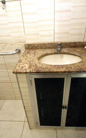 Casa de condomínio para alugar com 60m², 2 quartos e sem vagaBanheiro