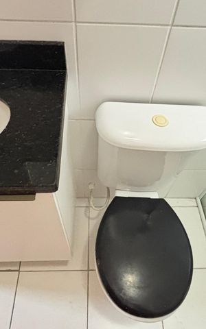 Apartamento à venda com 110m², 2 quartos e 1 vaga Apartamento à venda com 110m², 2 quartos e 1 vagaBanheiro da Suíte