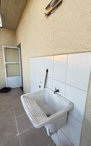 Apartamento à venda com 110m², 2 quartos e 1 vaga Apartamento à venda com 110m², 2 quartos e 1 vagaCobertura - Area de Serviço