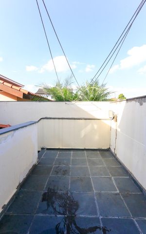 Casa à venda com 170m², 3 quartos e 3 vagas Casa à venda com 170m², 3 quartos e 3 vagasQuintal