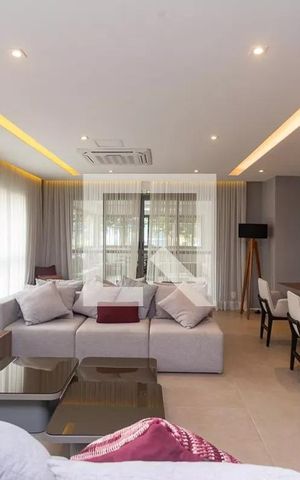 Apartamento à venda com 147m², 3 quartos e 2 vagas Apartamento à venda com 147m², 3 quartos e 2 vagasÁrea comum - Salão de festas