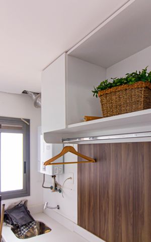 Apartamento à venda com 147m², 3 quartos e 2 vagas Apartamento à venda com 147m², 3 quartos e 2 vagasÁrea de Serviço
