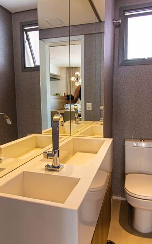 Apartamento à venda com 147m², 3 quartos e 2 vagas Apartamento à venda com 147m², 3 quartos e 2 vagasLavabo