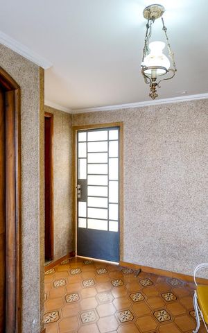 Casa à venda com 120m², 2 quartos e 1 vaga Casa à venda com 120m², 2 quartos e 1 vagaHall de entrada