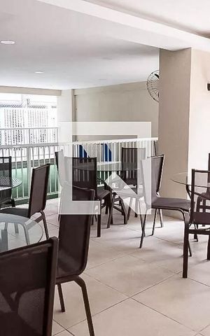 Apartamento à venda com 71m², 2 quartos e 1 vagaÁrea comum