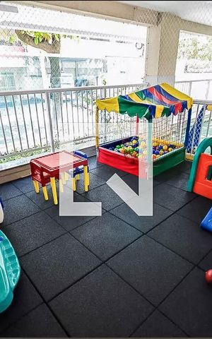 Apartamento à venda com 71m², 2 quartos e 1 vagaÁrea comum