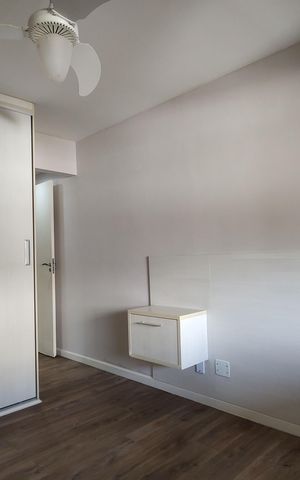 Apartamento à venda com 100m², 3 quartos e 2 vagas Apartamento à venda com 100m², 3 quartos e 2 vagasQuarto 1 - Suíte
