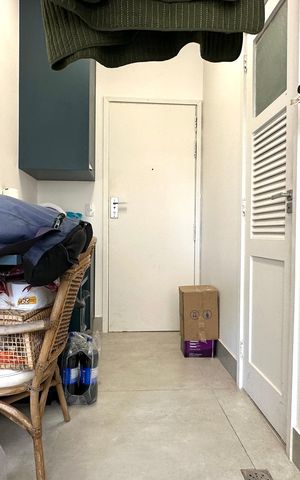 Apartamento à venda com 420m², 4 quartos e 6 vagas Apartamento à venda com 420m², 4 quartos e 6 vagasÁrea de Serviço