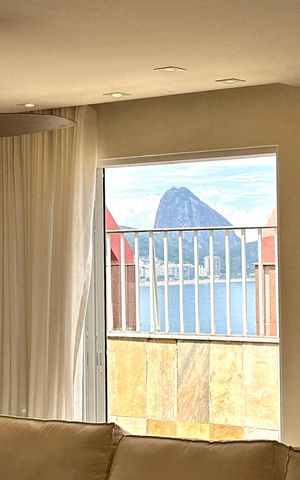 Apartamento à venda com 420m², 4 quartos e 6 vagas Apartamento à venda com 420m², 4 quartos e 6 vagasSala 1