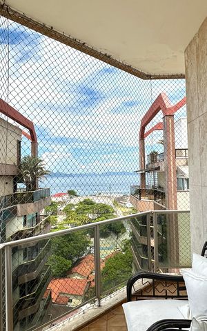 Apartamento à venda com 420m², 4 quartos e 6 vagas Apartamento à venda com 420m², 4 quartos e 6 vagasVaranda da Sala