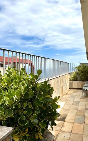 Apartamento à venda com 420m², 4 quartos e 6 vagas Apartamento à venda com 420m², 4 quartos e 6 vagasCobertura