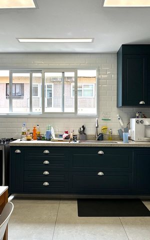 Apartamento à venda com 420m², 4 quartos e 6 vagas Apartamento à venda com 420m², 4 quartos e 6 vagasCozinha