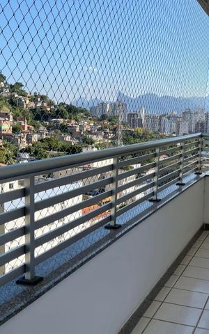 Apartamento à venda com 172m², 3 quartos e 1 vaga Apartamento à venda com 172m², 3 quartos e 1 vagaSacada