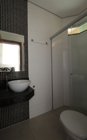 Casa à venda com 85m², 2 quartos e 1 vagaBanheiro Social
