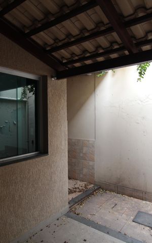 Casa à venda com 85m², 2 quartos e 1 vagaÁrea de Serviço